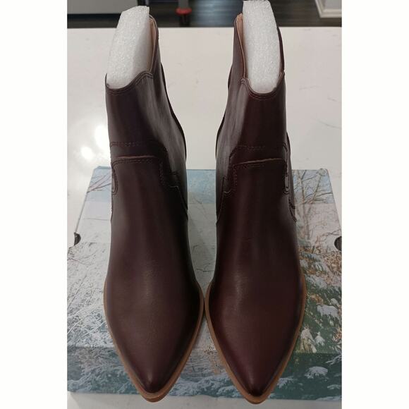 New chic chocolate Ankle Boots faux leather Chunk heel zip western 7.5 W - Picture 2 of 8